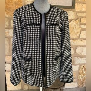 Houndstooth Faux Leather Blazer / Coat 
Size Large Black and White
